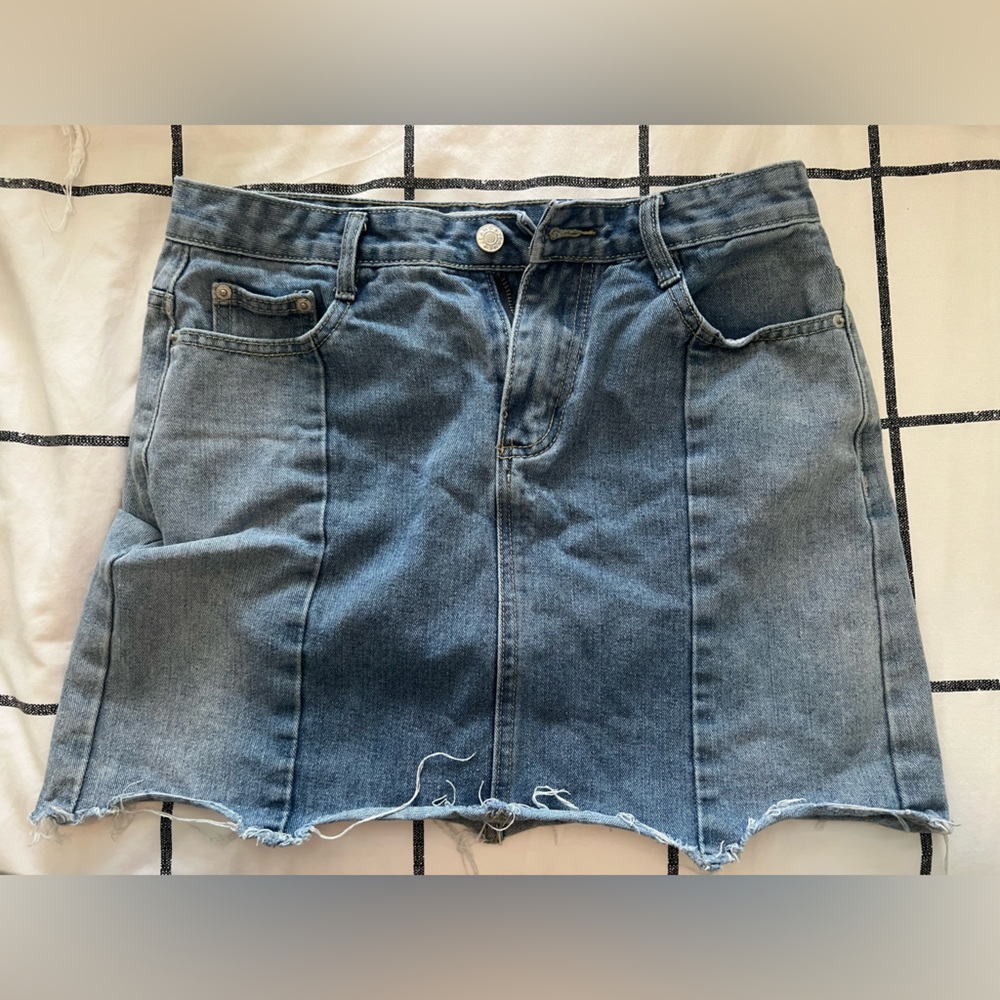 Light blue jean skirt by En Crème Denim.